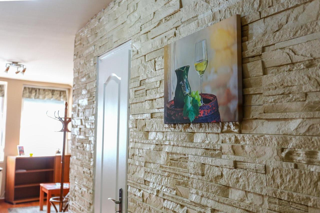 Gardi Apartman Szekszárd Extérieur photo