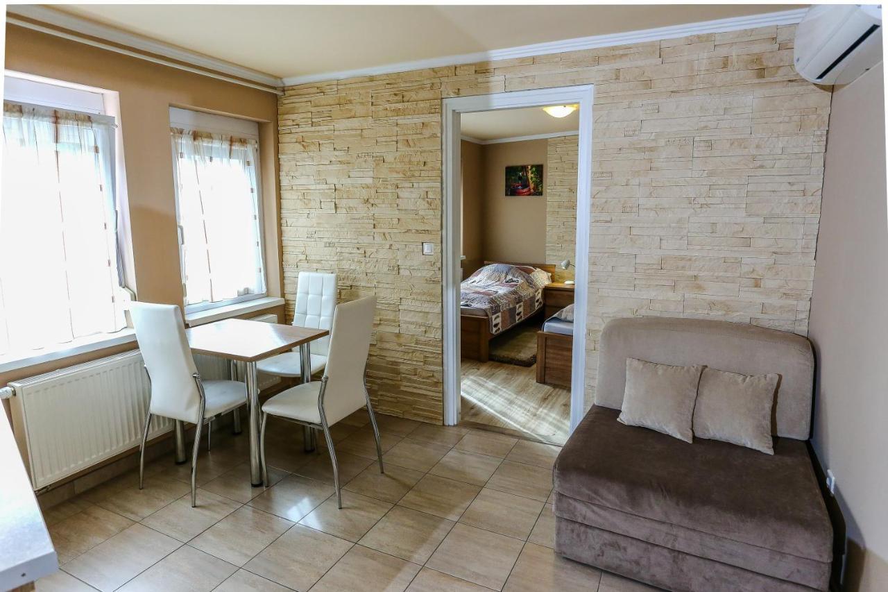 Gardi Apartman Szekszárd Extérieur photo