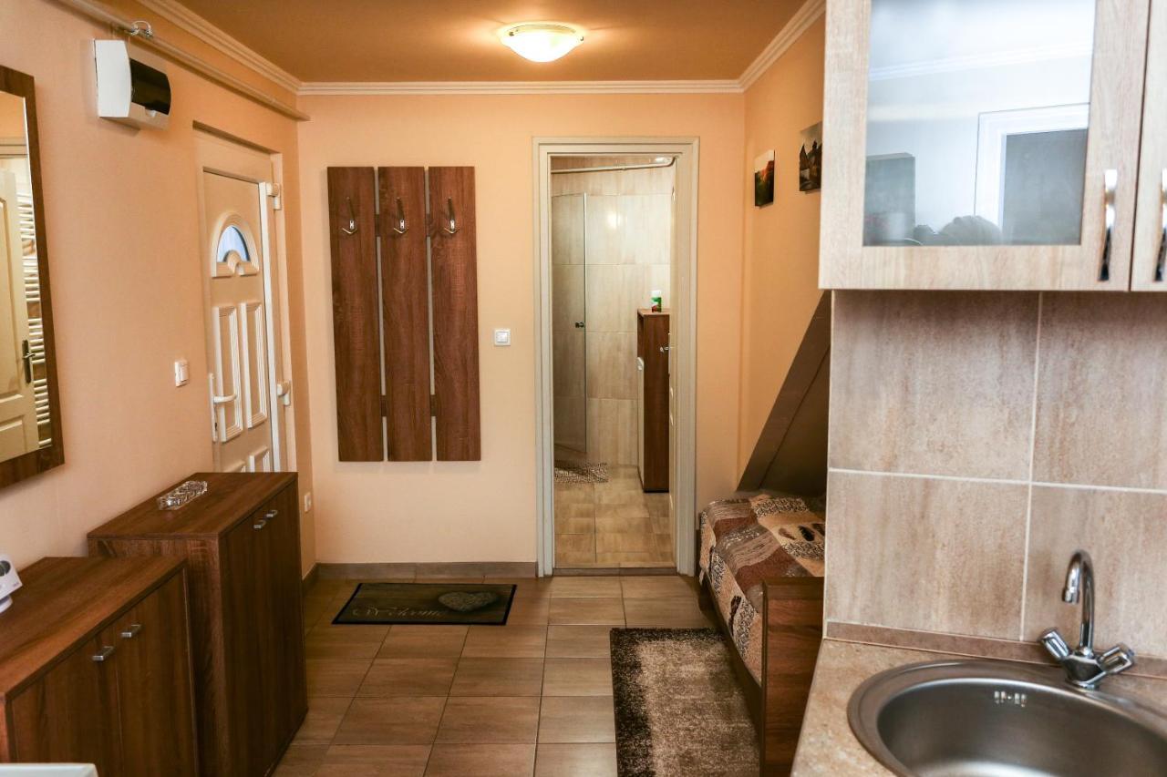 Gardi Apartman Szekszárd Extérieur photo